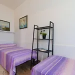 Cortina 1-83 Сasa de vacaciones *